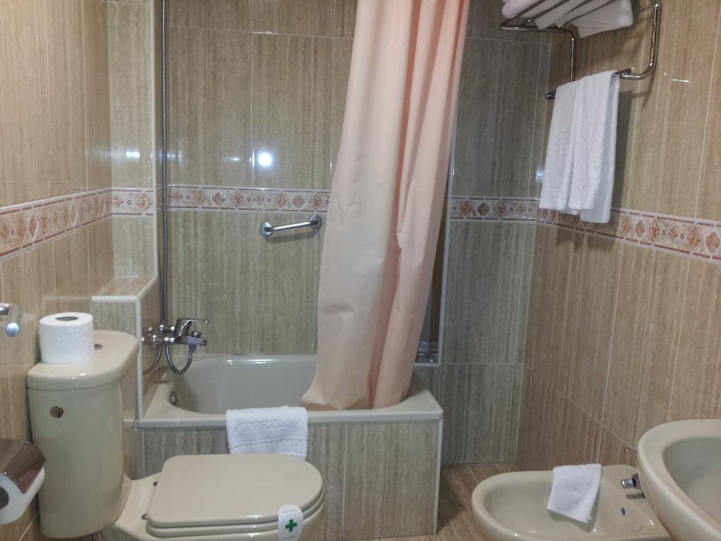 Hotel Begona Playa Gijón Pokój zdjęcie